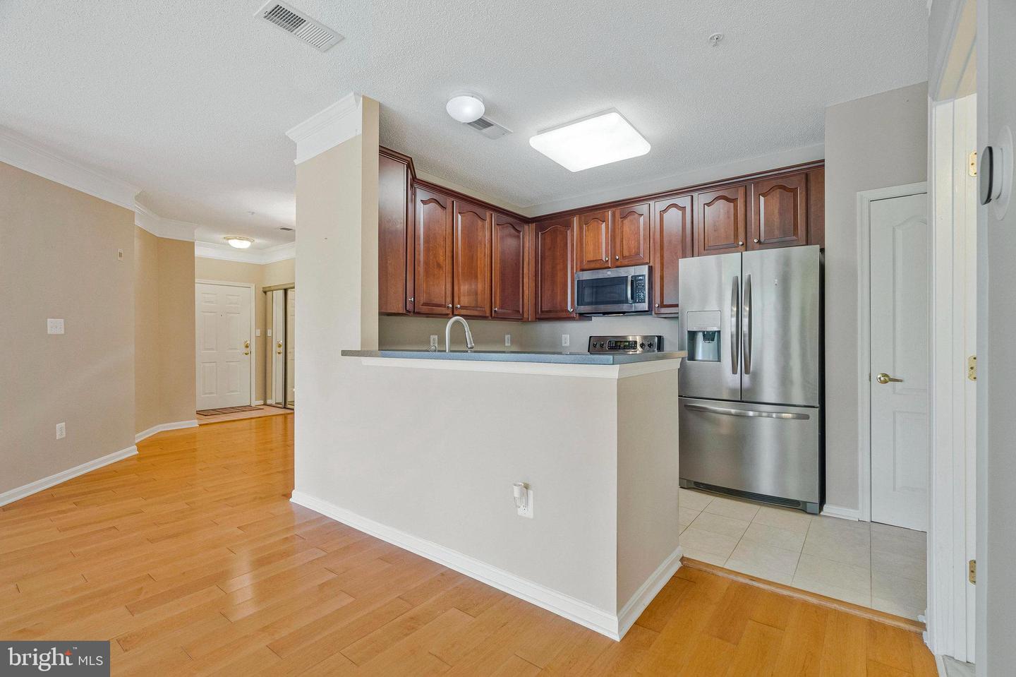 12170 ABINGTON HALL PL #204, RESTON, Virginia 20190, 2 Bedrooms Bedrooms, ,2 BathroomsBathrooms,Residential,For sale,12170 ABINGTON HALL PL #204,VAFX2239624 MLS # VAFX2239624