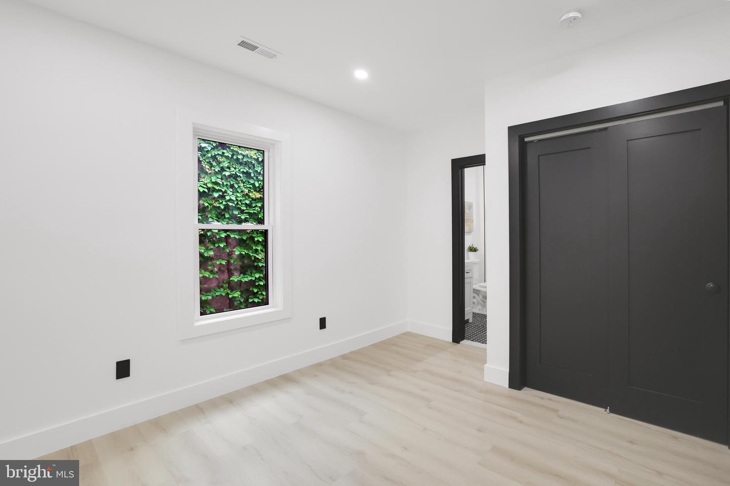 1404 MONTELLO AVE NE, WASHINGTON, District Of Columbia 20002, 4 Bedrooms Bedrooms, ,3 BathroomsBathrooms,Residential,For sale,1404 MONTELLO AVE NE,DCDC2199796 MLS # DCDC2199796