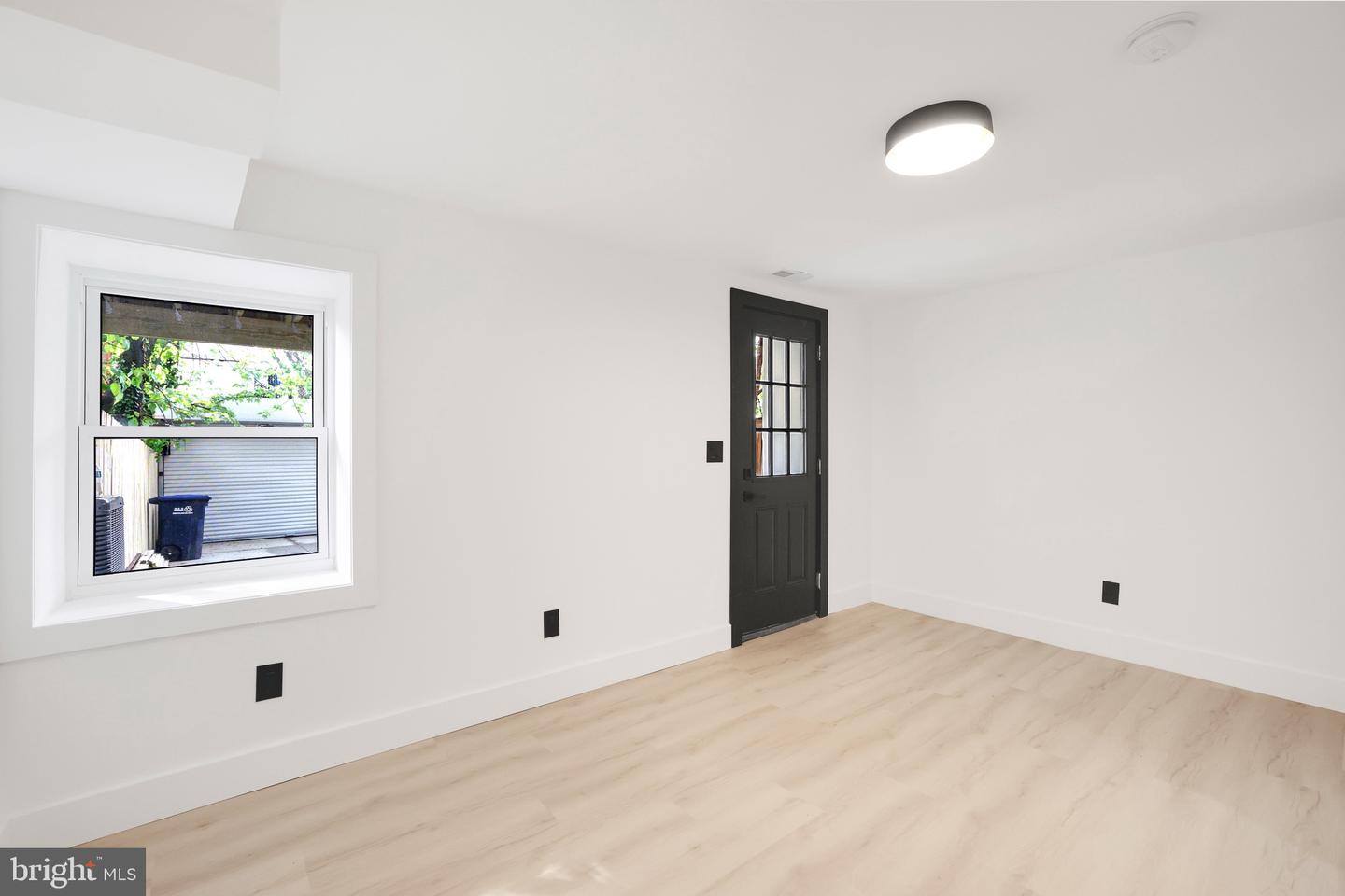 1404 MONTELLO AVE NE, WASHINGTON, District Of Columbia 20002, 4 Bedrooms Bedrooms, ,3 BathroomsBathrooms,Residential,For sale,1404 MONTELLO AVE NE,DCDC2199796 MLS # DCDC2199796
