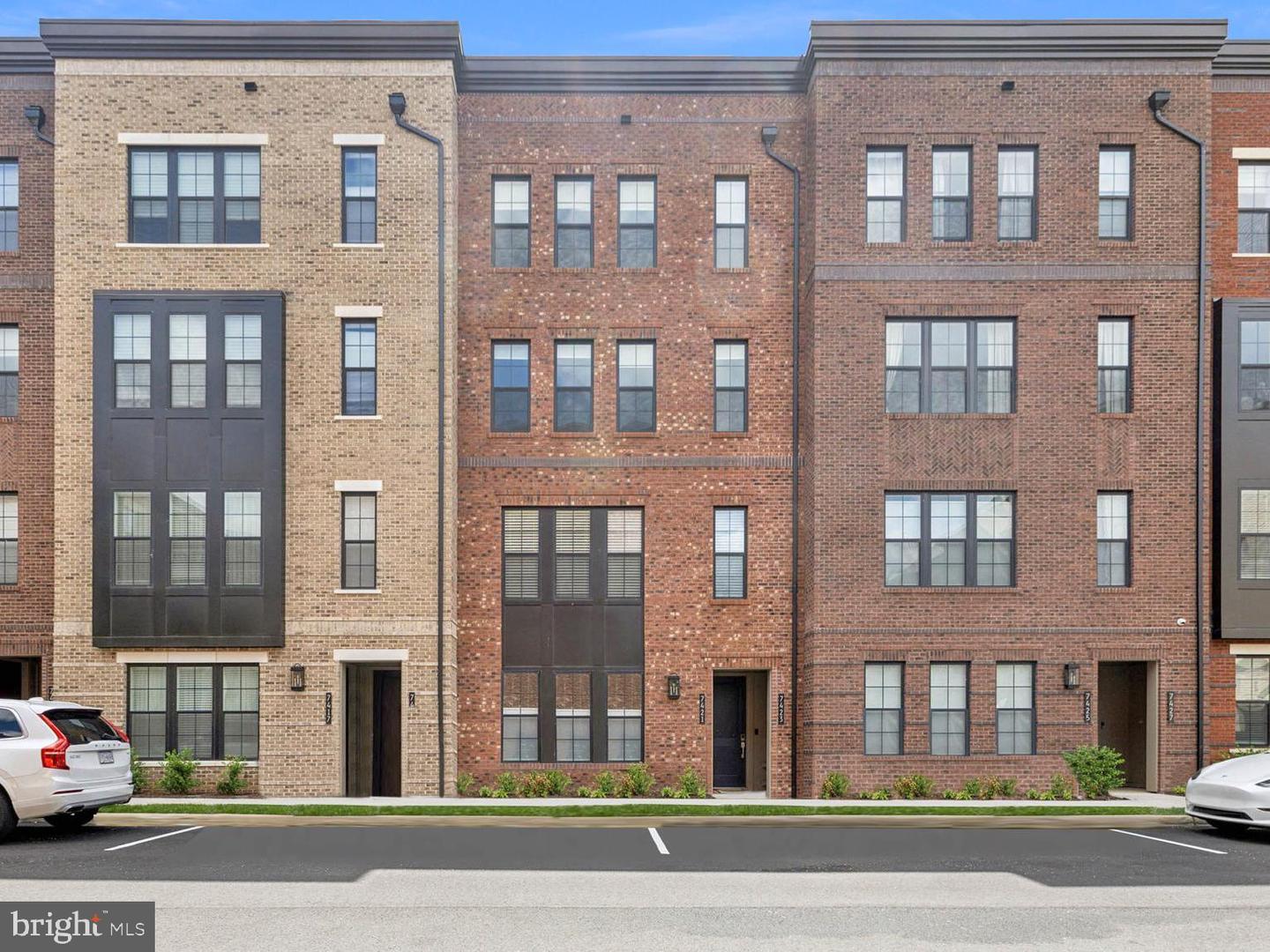 7421 BACKETT WOOD TER #1311, MCLEAN, Virginia 22102, 3 Bedrooms Bedrooms, ,2 BathroomsBathrooms,Residential,For sale,7421 BACKETT WOOD TER #1311,VAFX2239734 MLS # VAFX2239734