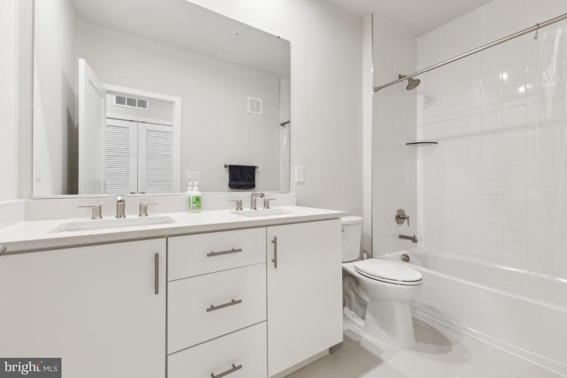 7421 BACKETT WOOD TER #1311, MCLEAN, Virginia 22102, 3 Bedrooms Bedrooms, ,2 BathroomsBathrooms,Residential,For sale,7421 BACKETT WOOD TER #1311,VAFX2239734 MLS # VAFX2239734