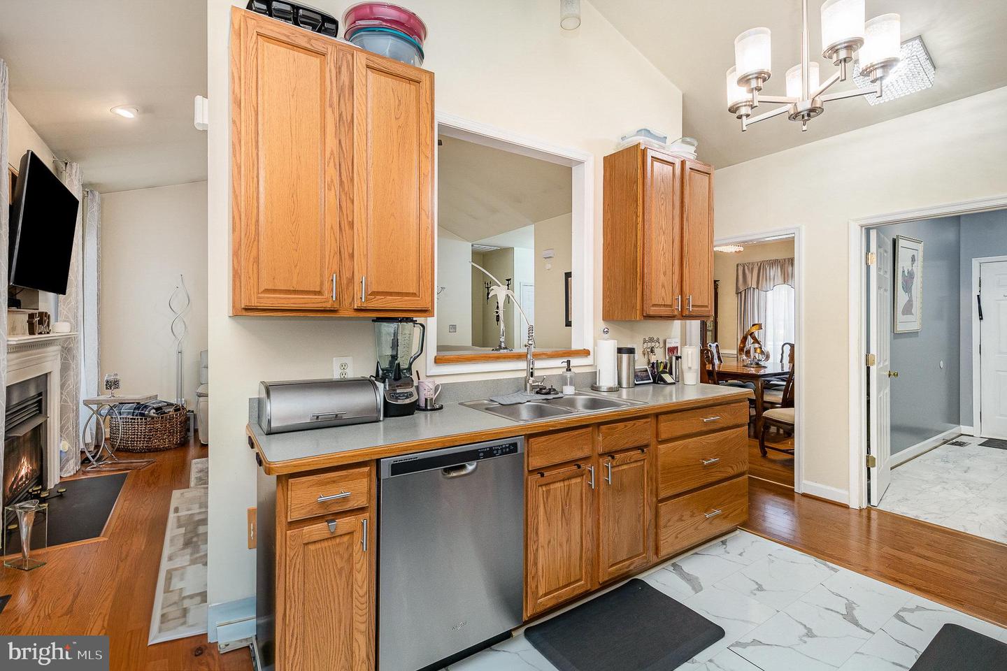 10805 CHANCELLORSVILLE DR, SPOTSYLVANIA, Virginia 22553, 3 Bedrooms Bedrooms, 11 Rooms Rooms,2 BathroomsBathrooms,Residential,For sale,10805 CHANCELLORSVILLE DR,VASP2032982 MLS # VASP2032982