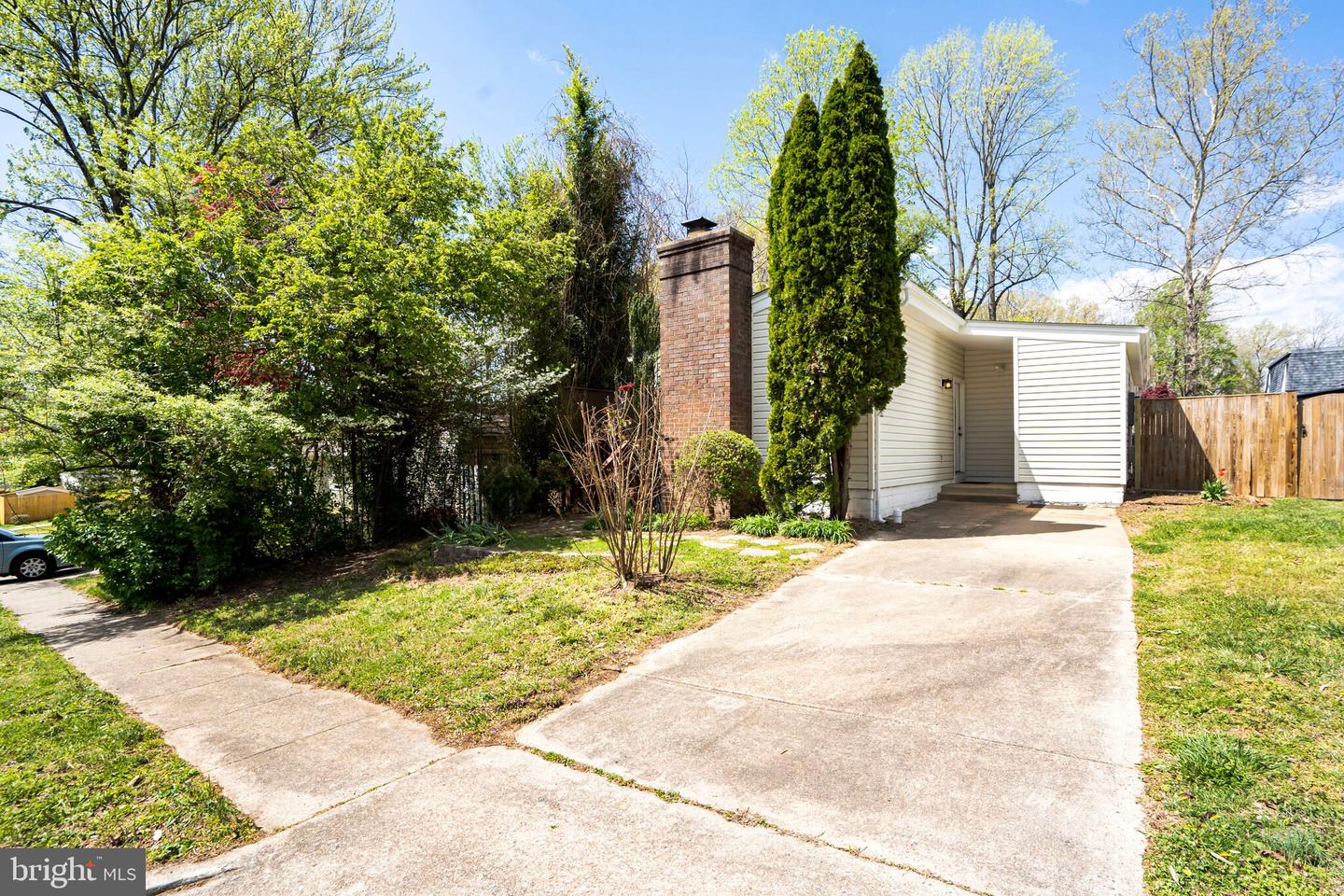 2316 KINGSBURY LN, WOODBRIDGE, Virginia 22192, 3 Bedrooms Bedrooms, ,2 BathroomsBathrooms,Residential,For sale,2316 KINGSBURY LN,VAPW2094338 MLS # VAPW2094338