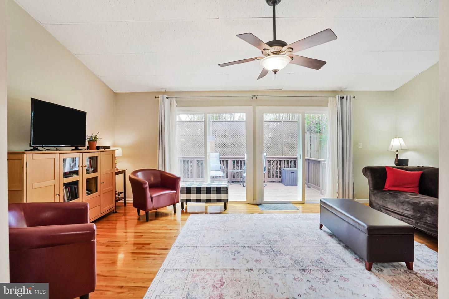 2316 KINGSBURY LN, WOODBRIDGE, Virginia 22192, 3 Bedrooms Bedrooms, ,2 BathroomsBathrooms,Residential,For sale,2316 KINGSBURY LN,VAPW2094338 MLS # VAPW2094338