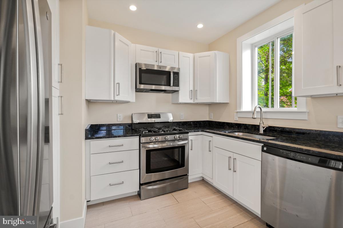 1706 OTIS ST NE, WASHINGTON, District Of Columbia 20018, 6 Bedrooms Bedrooms, ,4 BathroomsBathrooms,Residential,For sale,1706 OTIS ST NE,DCDC2199856 MLS # DCDC2199856