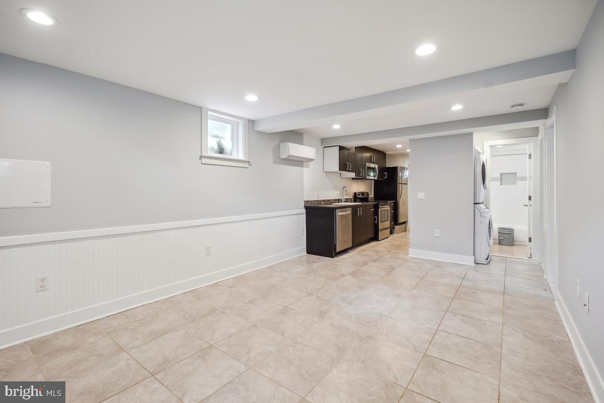1706 OTIS ST NE, WASHINGTON, District Of Columbia 20018, 6 Bedrooms Bedrooms, ,4 BathroomsBathrooms,Residential,For sale,1706 OTIS ST NE,DCDC2199856 MLS # DCDC2199856