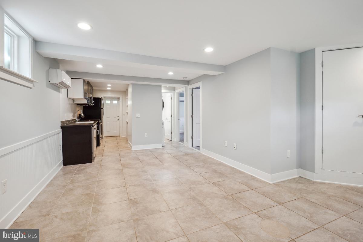 1706 OTIS ST NE, WASHINGTON, District Of Columbia 20018, 6 Bedrooms Bedrooms, ,4 BathroomsBathrooms,Residential,For sale,1706 OTIS ST NE,DCDC2199856 MLS # DCDC2199856