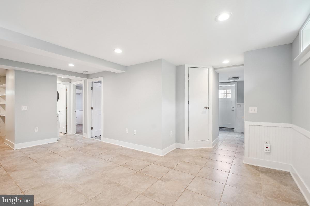1706 OTIS ST NE, WASHINGTON, District Of Columbia 20018, 6 Bedrooms Bedrooms, ,4 BathroomsBathrooms,Residential,For sale,1706 OTIS ST NE,DCDC2199856 MLS # DCDC2199856