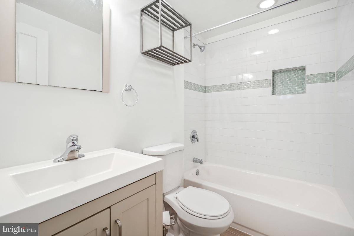 1706 OTIS ST NE, WASHINGTON, District Of Columbia 20018, 6 Bedrooms Bedrooms, ,4 BathroomsBathrooms,Residential,For sale,1706 OTIS ST NE,DCDC2199856 MLS # DCDC2199856