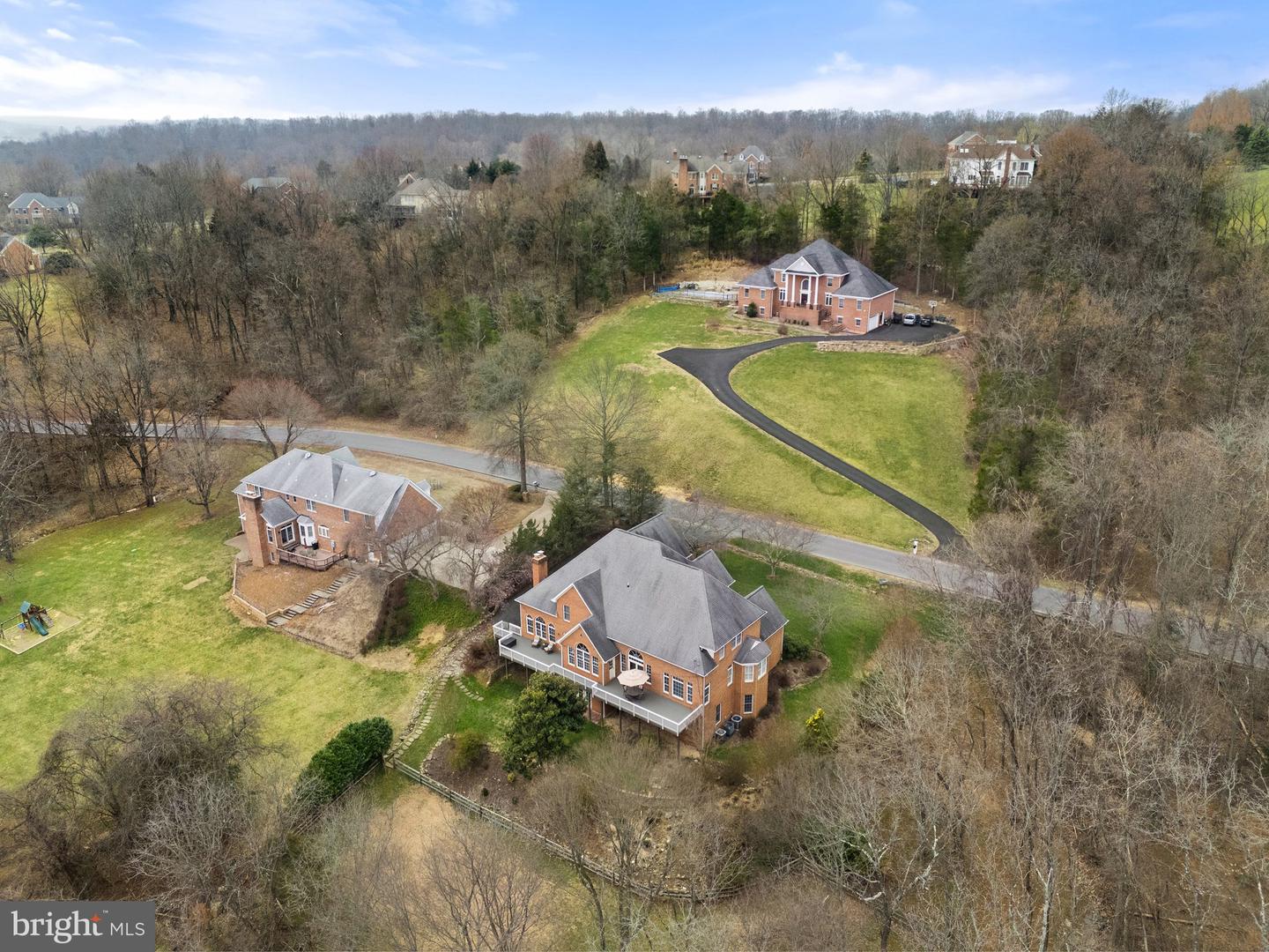 7887 WELLINGTON DR, WARRENTON, Virginia 20186, 6 Bedrooms Bedrooms, ,5 BathroomsBathrooms,Residential,For sale,7887 WELLINGTON DR,VAFQ2016562 MLS # VAFQ2016562