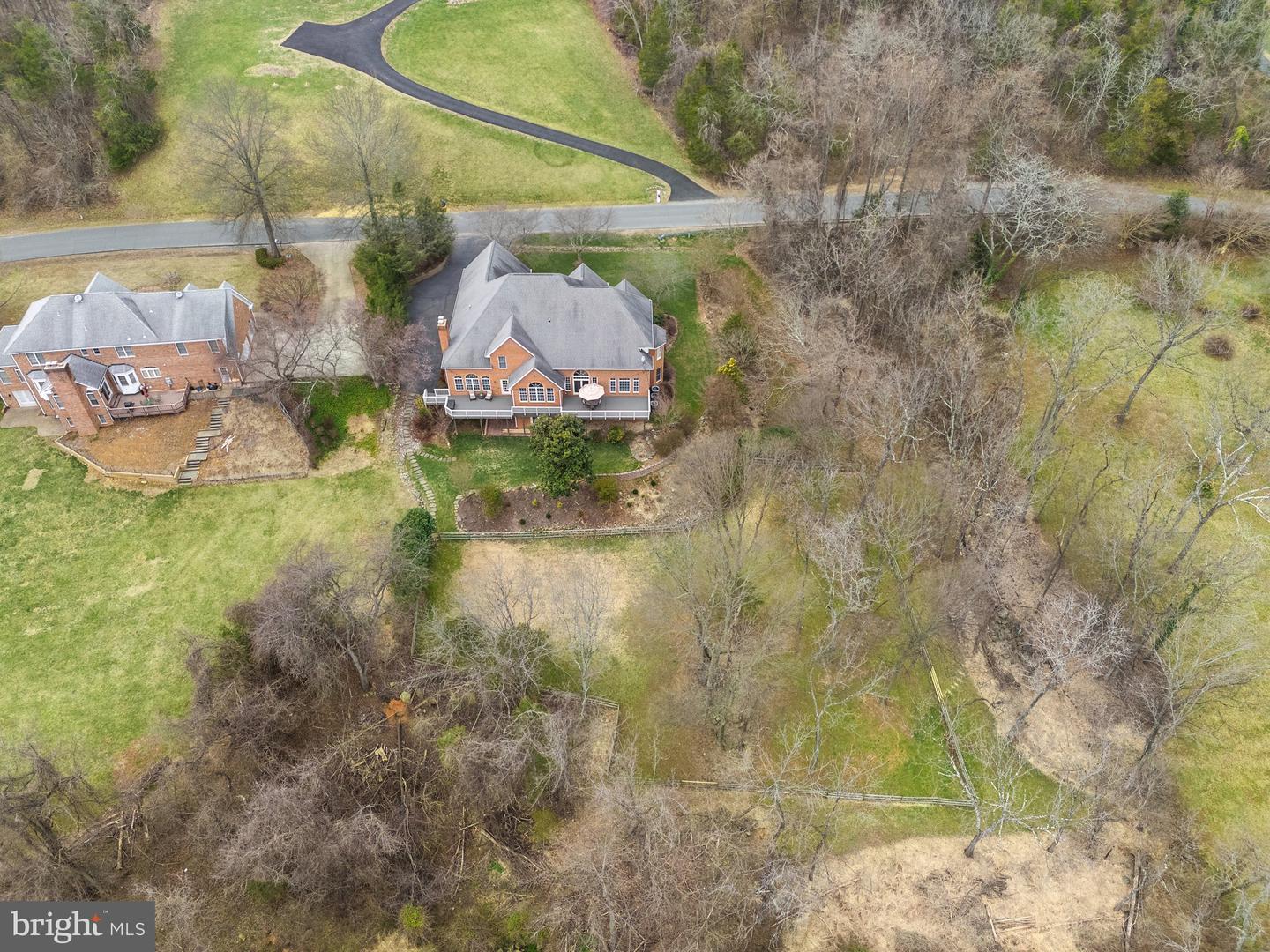 7887 WELLINGTON DR, WARRENTON, Virginia 20186, 6 Bedrooms Bedrooms, ,5 BathroomsBathrooms,Residential,For sale,7887 WELLINGTON DR,VAFQ2016562 MLS # VAFQ2016562