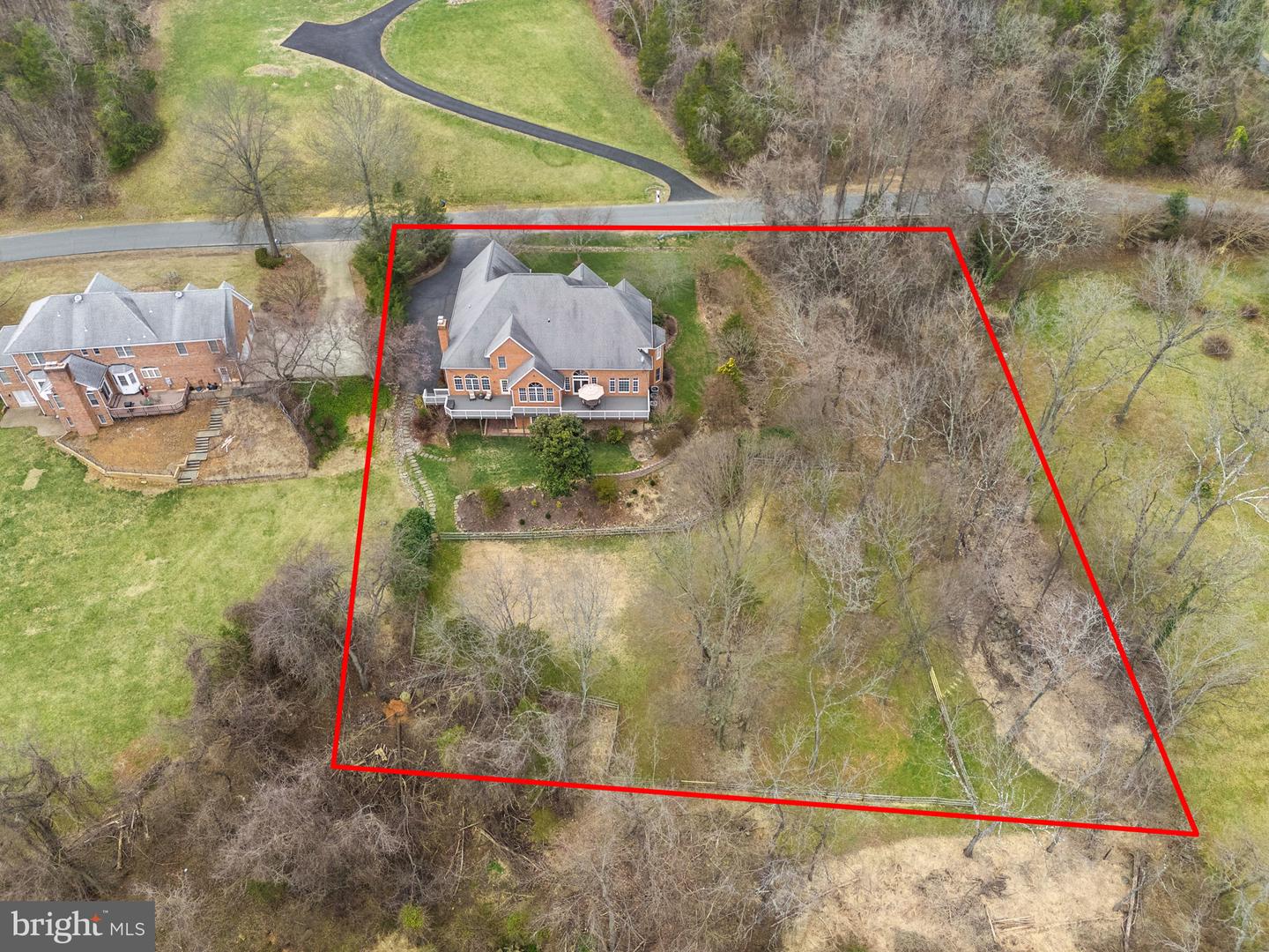 7887 WELLINGTON DR, WARRENTON, Virginia 20186, 6 Bedrooms Bedrooms, ,5 BathroomsBathrooms,Residential,For sale,7887 WELLINGTON DR,VAFQ2016562 MLS # VAFQ2016562