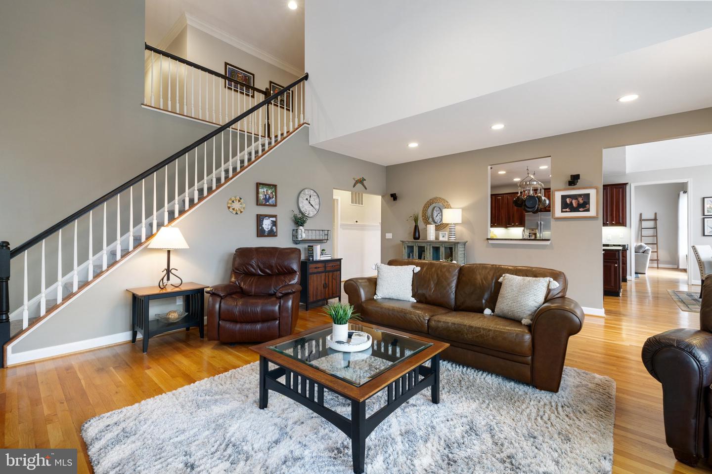 7887 WELLINGTON DR, WARRENTON, Virginia 20186, 6 Bedrooms Bedrooms, ,5 BathroomsBathrooms,Residential,For sale,7887 WELLINGTON DR,VAFQ2016562 MLS # VAFQ2016562