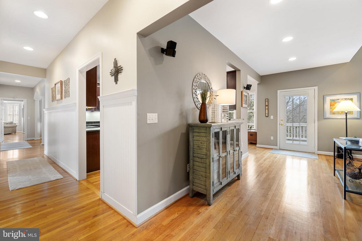 7887 WELLINGTON DR, WARRENTON, Virginia 20186, 6 Bedrooms Bedrooms, ,5 BathroomsBathrooms,Residential,For sale,7887 WELLINGTON DR,VAFQ2016562 MLS # VAFQ2016562