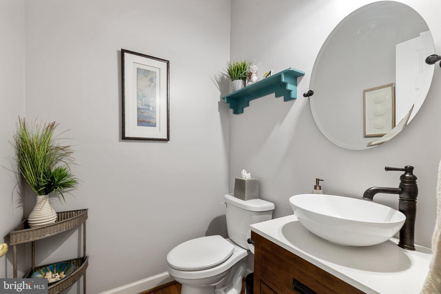7887 WELLINGTON DR, WARRENTON, Virginia 20186, 6 Bedrooms Bedrooms, ,5 BathroomsBathrooms,Residential,For sale,7887 WELLINGTON DR,VAFQ2016562 MLS # VAFQ2016562