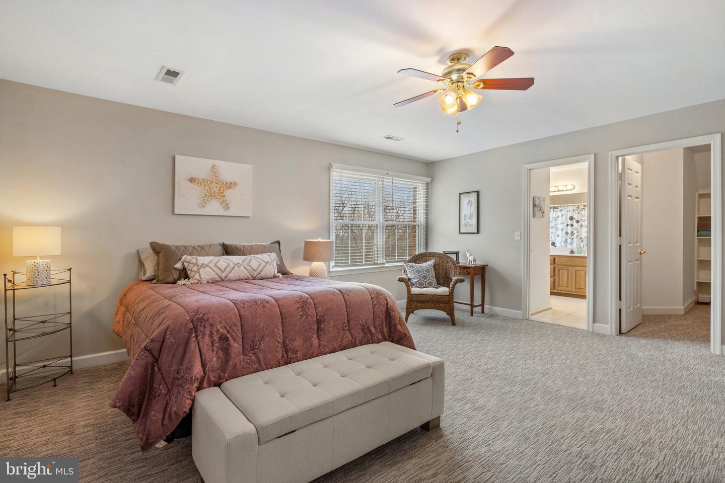 7887 WELLINGTON DR, WARRENTON, Virginia 20186, 6 Bedrooms Bedrooms, ,5 BathroomsBathrooms,Residential,For sale,7887 WELLINGTON DR,VAFQ2016562 MLS # VAFQ2016562