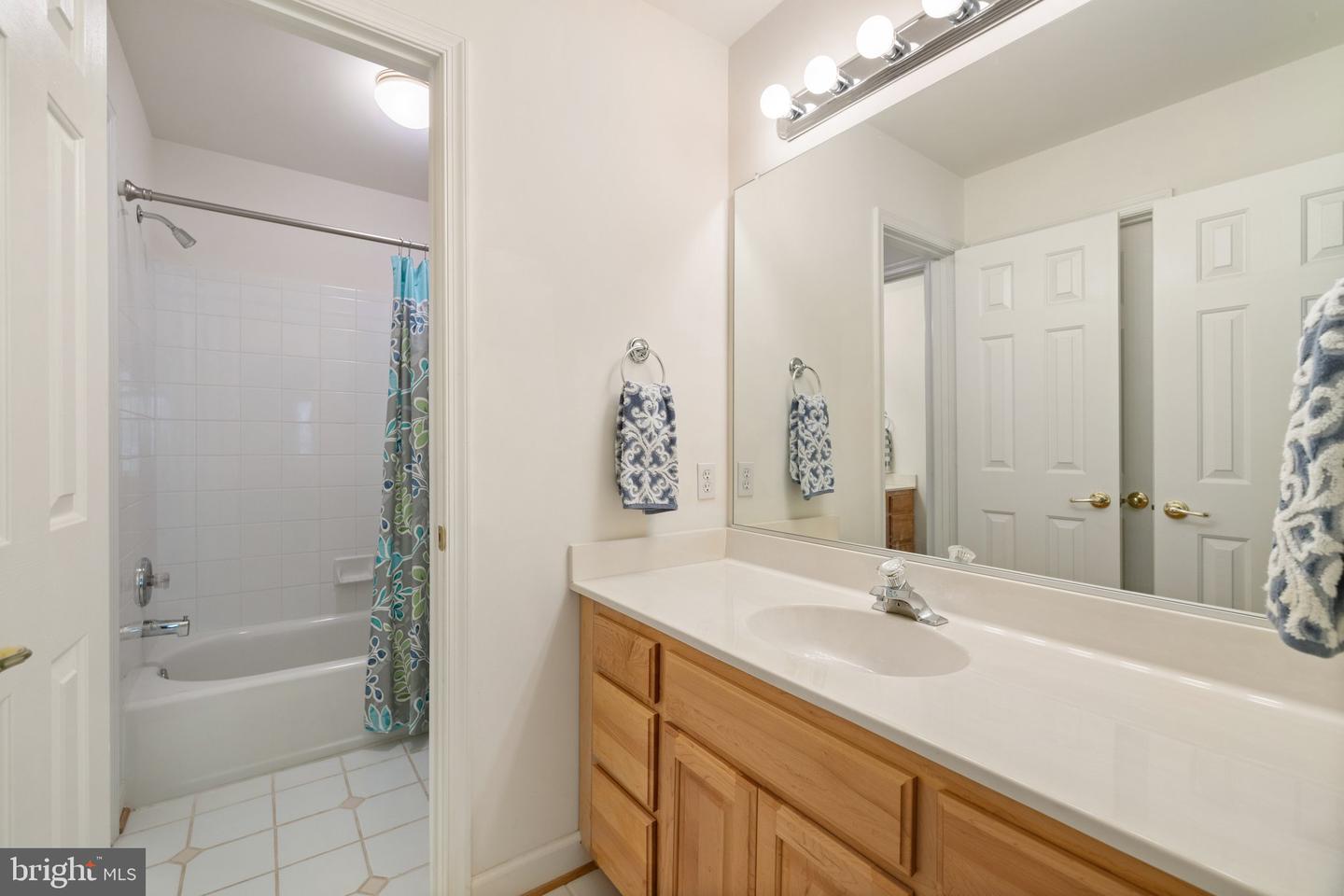 7887 WELLINGTON DR, WARRENTON, Virginia 20186, 6 Bedrooms Bedrooms, ,5 BathroomsBathrooms,Residential,For sale,7887 WELLINGTON DR,VAFQ2016562 MLS # VAFQ2016562