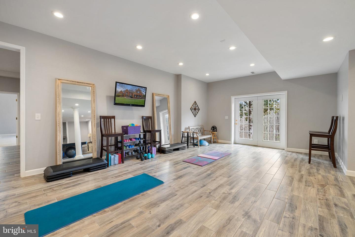 7887 WELLINGTON DR, WARRENTON, Virginia 20186, 6 Bedrooms Bedrooms, ,5 BathroomsBathrooms,Residential,For sale,7887 WELLINGTON DR,VAFQ2016562 MLS # VAFQ2016562