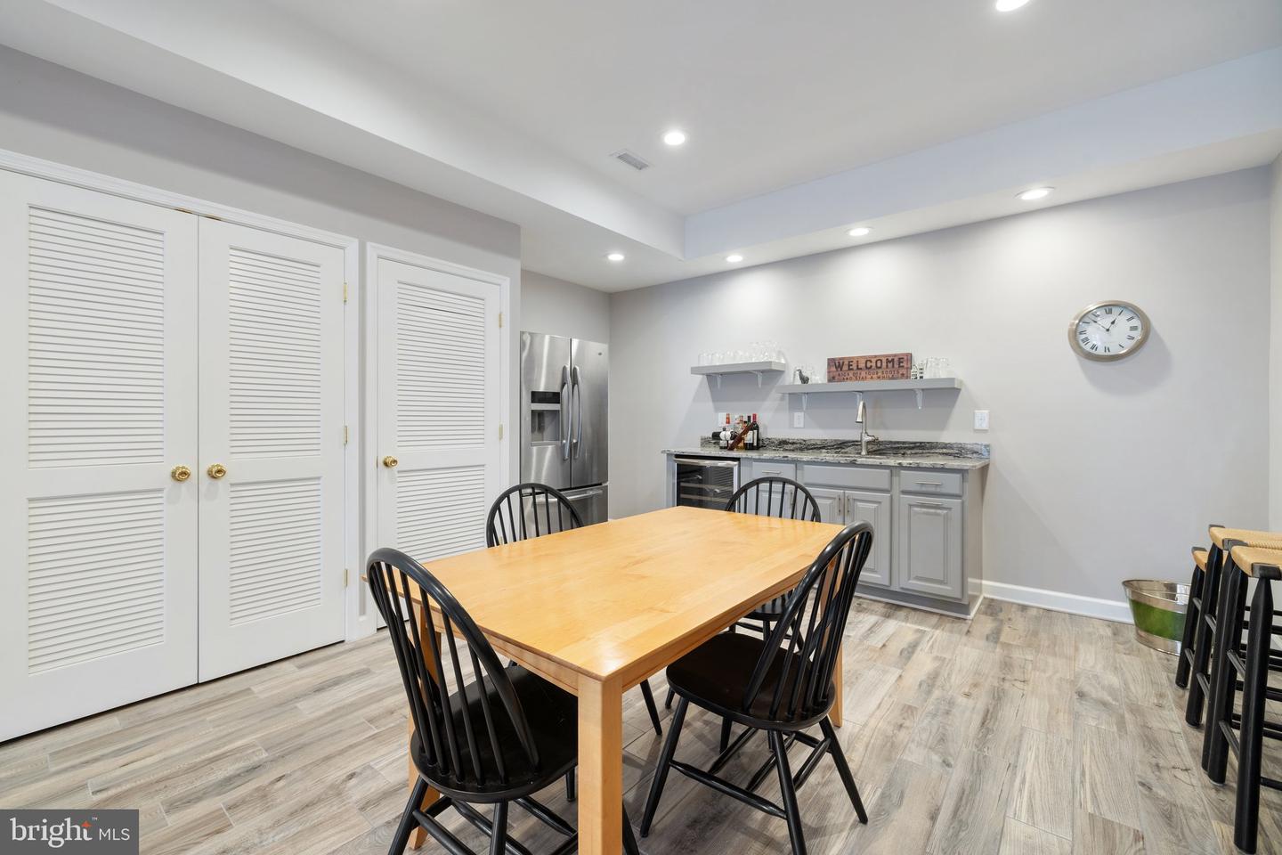 7887 WELLINGTON DR, WARRENTON, Virginia 20186, 6 Bedrooms Bedrooms, ,5 BathroomsBathrooms,Residential,For sale,7887 WELLINGTON DR,VAFQ2016562 MLS # VAFQ2016562
