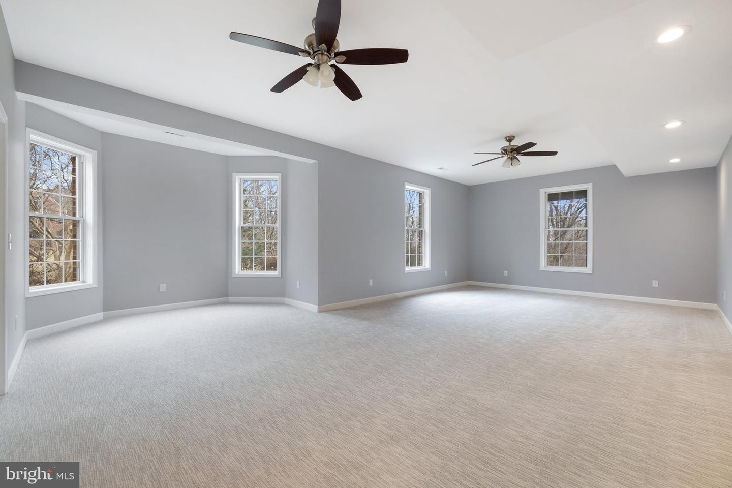 7887 WELLINGTON DR, WARRENTON, Virginia 20186, 6 Bedrooms Bedrooms, ,5 BathroomsBathrooms,Residential,For sale,7887 WELLINGTON DR,VAFQ2016562 MLS # VAFQ2016562
