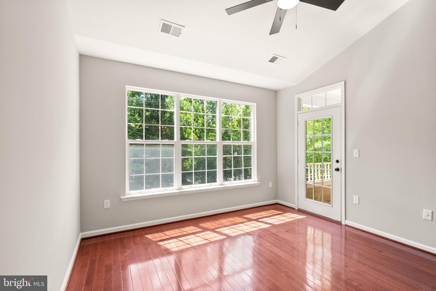 11404 GATE HILL PL #95, RESTON, Virginia 20194, 2 Bedrooms Bedrooms, ,2 BathroomsBathrooms,Residential,For sale,11404 GATE HILL PL #95,VAFX2239838 MLS # VAFX2239838