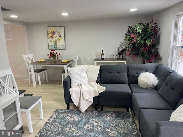 120-122 E PALL MALL ST, WINCHESTER, Virginia 22601, 1 Bedroom Bedrooms, ,1 BathroomBathrooms,Residential,For sale,120-122 E PALL MALL ST,VAWI2007658 MLS # VAWI2007658