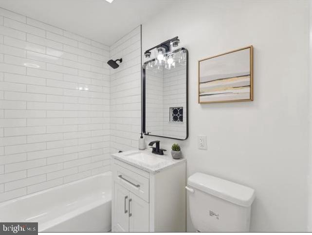 734 INGRAHAM ST NW, WASHINGTON, District Of Columbia 20011, 4 Bedrooms Bedrooms, ,3 BathroomsBathrooms,Residential,For sale,734 INGRAHAM ST NW,DCDC2199926 MLS # DCDC2199926