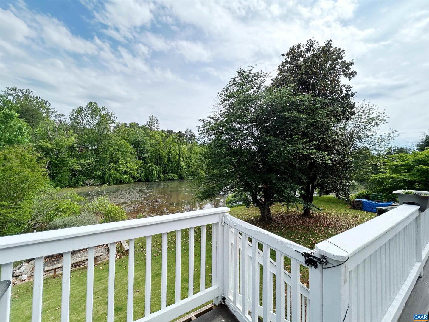 102 BOLLINGBROOK DR, CHARLOTTESVILLE, Virginia 22911, 3 Bedrooms Bedrooms, ,3 BathroomsBathrooms,Residential,For sale,102 BOLLINGBROOK DR,664326 MLS # 664326