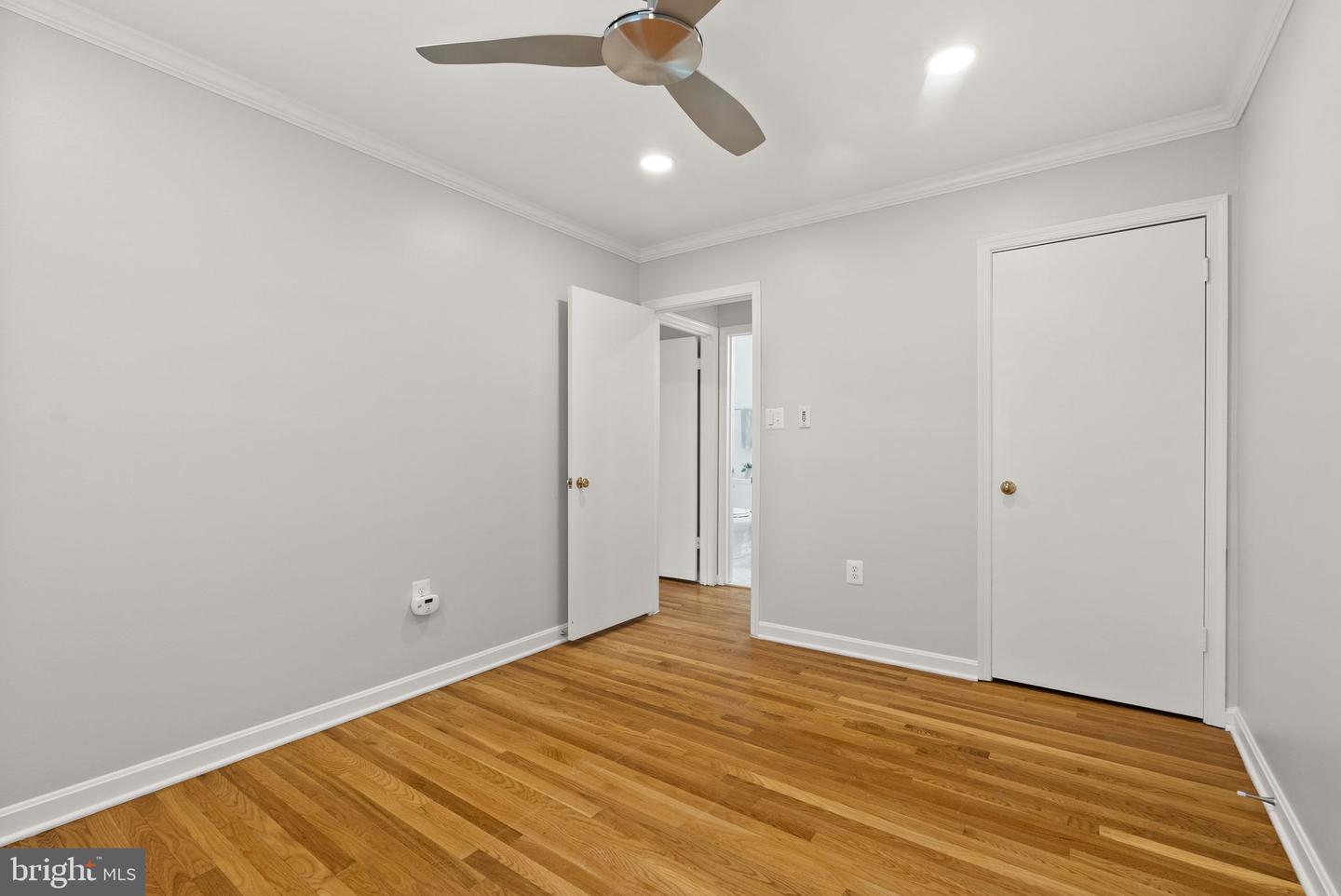 6601 MCLEAN CT, MCLEAN, Virginia 22101, 4 Bedrooms Bedrooms, ,3 BathroomsBathrooms,Residential,For sale,6601 MCLEAN CT,VAFX2239790 MLS # VAFX2239790