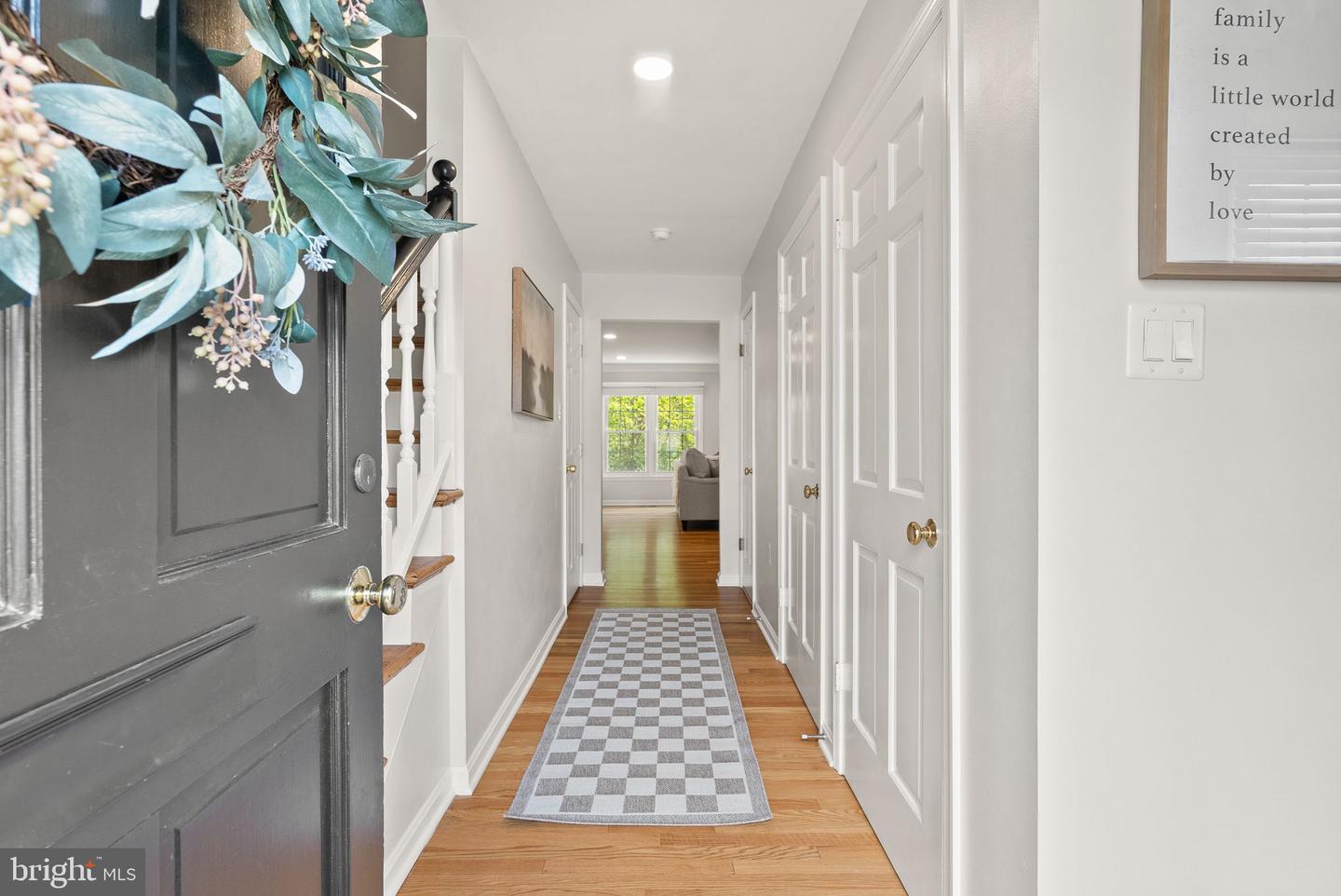 6601 MCLEAN CT, MCLEAN, Virginia 22101, 4 Bedrooms Bedrooms, ,3 BathroomsBathrooms,Residential,For sale,6601 MCLEAN CT,VAFX2239790 MLS # VAFX2239790