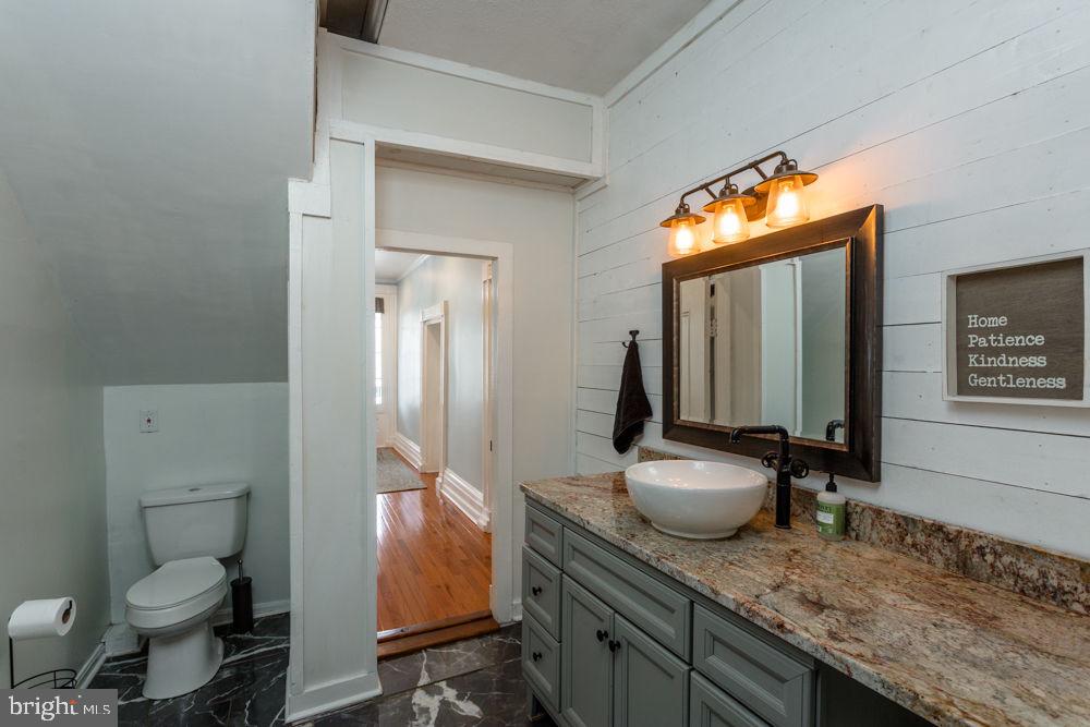 644 EARLY DR, BROADWAY, Virginia 22815, 6 Bedrooms Bedrooms, ,4 BathroomsBathrooms,Residential,For sale,644 EARLY DR,VARO2002280 MLS # VARO2002280
