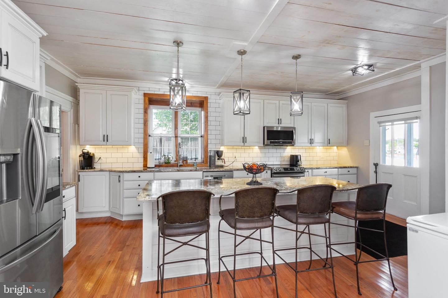 644 EARLY DR, BROADWAY, Virginia 22815, 6 Bedrooms Bedrooms, ,4 BathroomsBathrooms,Residential,For sale,644 EARLY DR,VARO2002280 MLS # VARO2002280