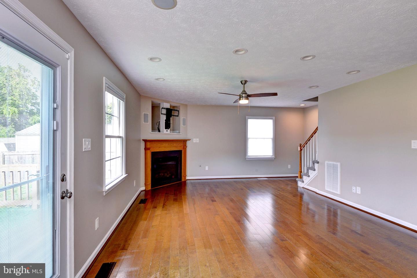 800 CANTEBERRY LN, SMITHFIELD, Virginia 23430, 4 Bedrooms Bedrooms, 8 Rooms Rooms,2 BathroomsBathrooms,Residential,For sale,800 CANTEBERRY LN,VAIW2000054 MLS # VAIW2000054