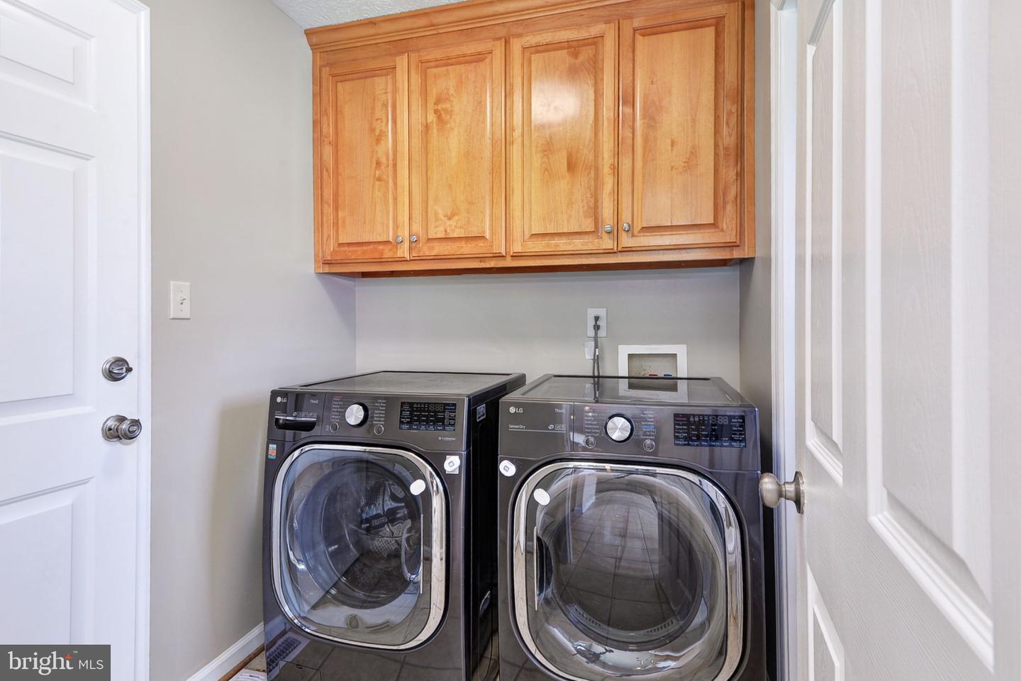 800 CANTEBERRY LN, SMITHFIELD, Virginia 23430, 4 Bedrooms Bedrooms, 8 Rooms Rooms,2 BathroomsBathrooms,Residential,For sale,800 CANTEBERRY LN,VAIW2000054 MLS # VAIW2000054