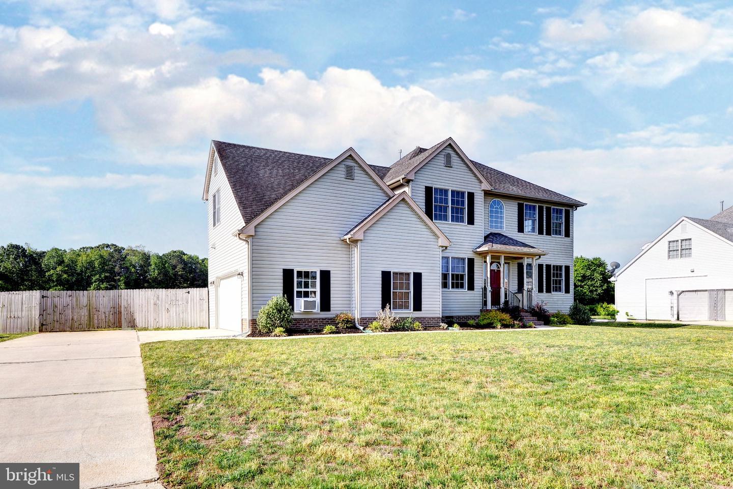 800 CANTEBERRY LN, SMITHFIELD, Virginia 23430, 4 Bedrooms Bedrooms, 8 Rooms Rooms,2 BathroomsBathrooms,Residential,For sale,800 CANTEBERRY LN,VAIW2000054 MLS # VAIW2000054