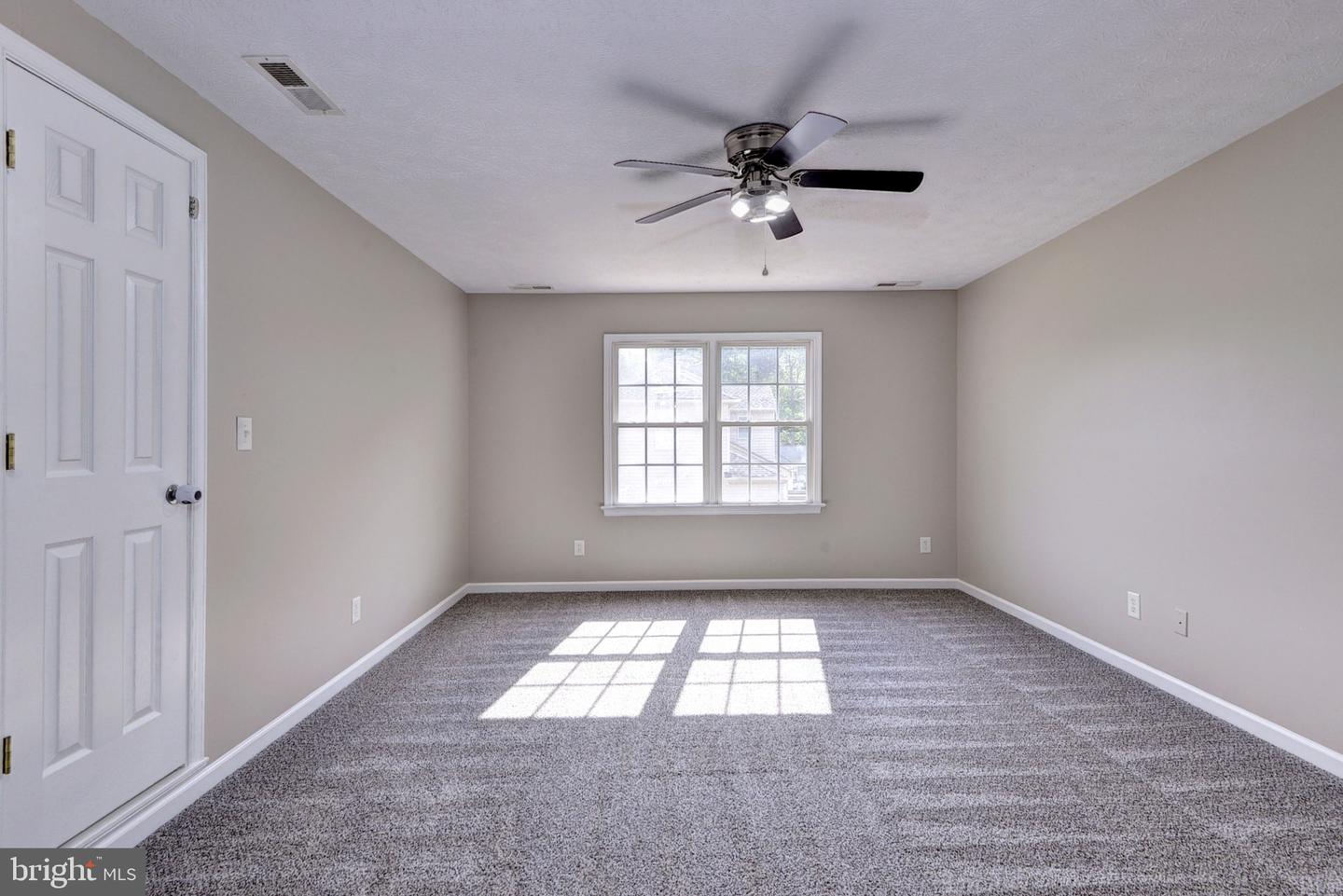 800 CANTEBERRY LN, SMITHFIELD, Virginia 23430, 4 Bedrooms Bedrooms, 8 Rooms Rooms,2 BathroomsBathrooms,Residential,For sale,800 CANTEBERRY LN,VAIW2000054 MLS # VAIW2000054