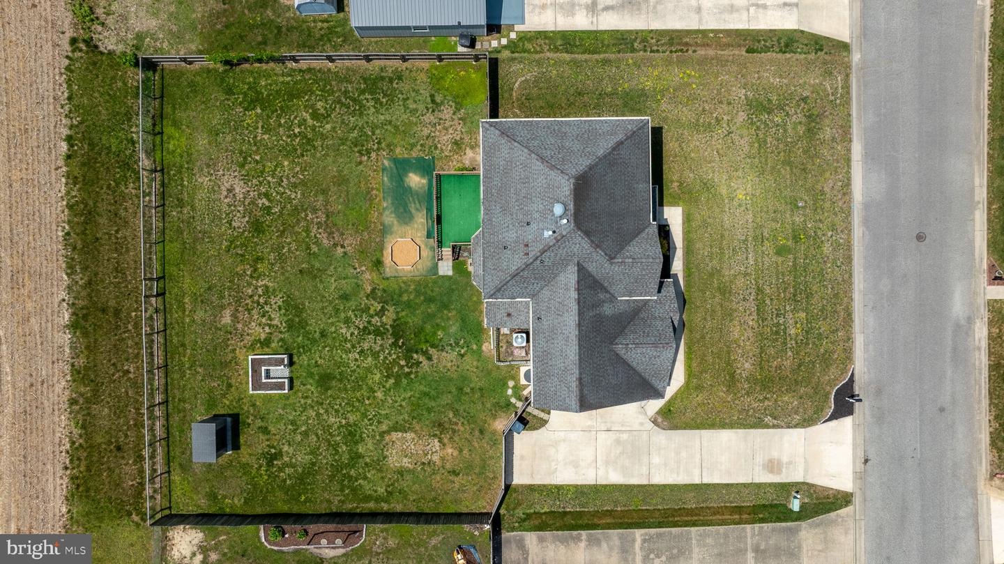 800 CANTEBERRY LN, SMITHFIELD, Virginia 23430, 4 Bedrooms Bedrooms, 8 Rooms Rooms,2 BathroomsBathrooms,Residential,For sale,800 CANTEBERRY LN,VAIW2000054 MLS # VAIW2000054