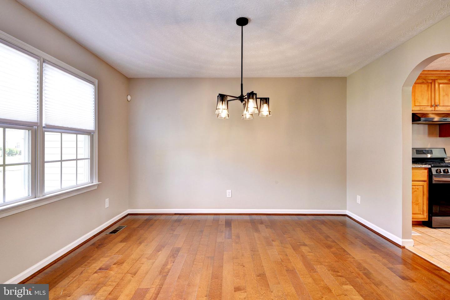 800 CANTEBERRY LN, SMITHFIELD, Virginia 23430, 4 Bedrooms Bedrooms, 8 Rooms Rooms,2 BathroomsBathrooms,Residential,For sale,800 CANTEBERRY LN,VAIW2000054 MLS # VAIW2000054