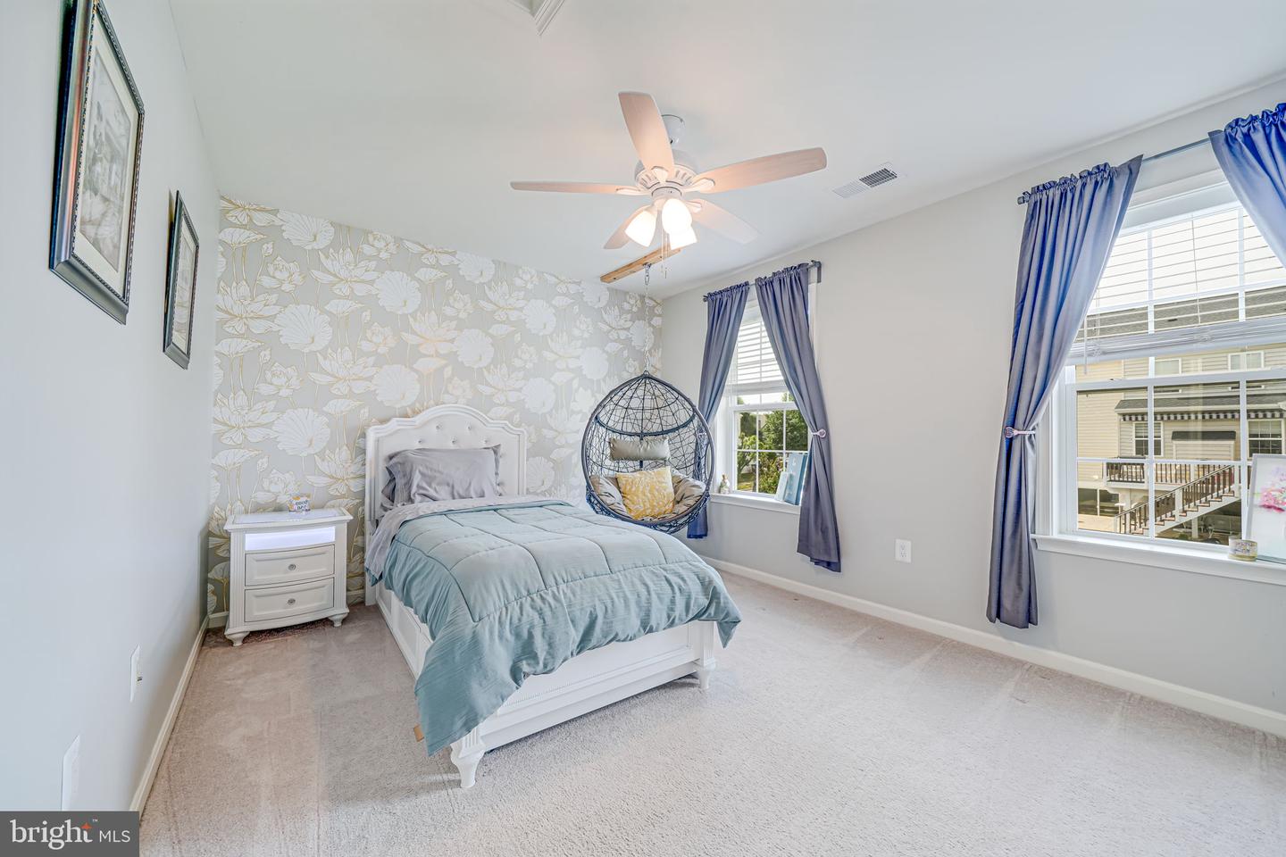 15202 JENNERETTE LN, WOODBRIDGE, Virginia 22193, 6 Bedrooms Bedrooms, ,4 BathroomsBathrooms,Residential,For sale,15202 JENNERETTE LN,VAPW2094354 MLS # VAPW2094354