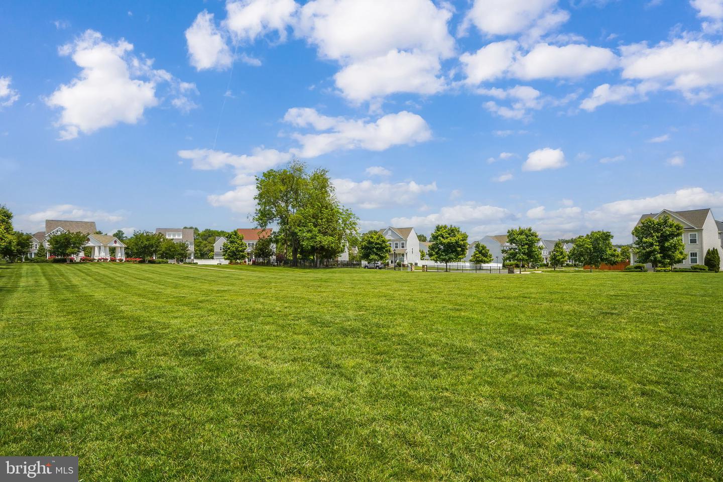 15202 JENNERETTE LN, WOODBRIDGE, Virginia 22193, 6 Bedrooms Bedrooms, ,4 BathroomsBathrooms,Residential,For sale,15202 JENNERETTE LN,VAPW2094354 MLS # VAPW2094354