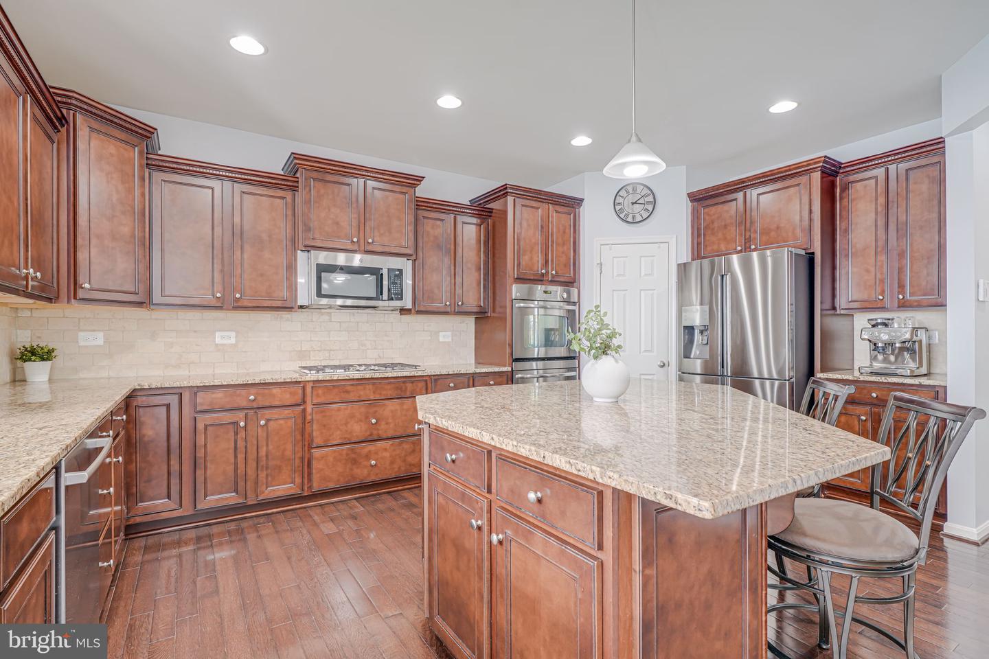 15202 JENNERETTE LN, WOODBRIDGE, Virginia 22193, 6 Bedrooms Bedrooms, ,4 BathroomsBathrooms,Residential,For sale,15202 JENNERETTE LN,VAPW2094354 MLS # VAPW2094354