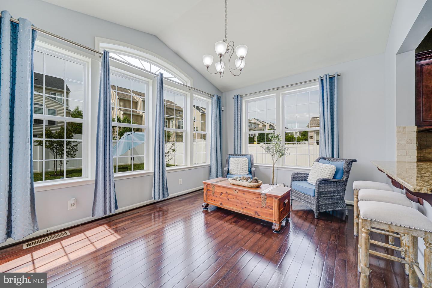 15202 JENNERETTE LN, WOODBRIDGE, Virginia 22193, 6 Bedrooms Bedrooms, ,4 BathroomsBathrooms,Residential,For sale,15202 JENNERETTE LN,VAPW2094354 MLS # VAPW2094354