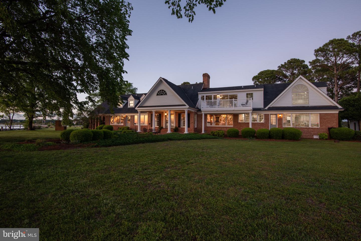 6454 CARMINES ISLAND LN, HAYES, Virginia 23072, 5 Bedrooms Bedrooms, ,4 BathroomsBathrooms,Residential,For sale,6454 CARMINES ISLAND LN,VAGV2000130 MLS # VAGV2000130