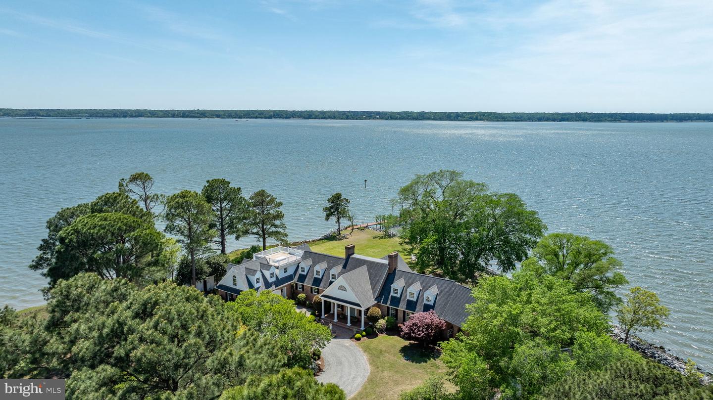 6454 CARMINES ISLAND LN, HAYES, Virginia 23072, 5 Bedrooms Bedrooms, ,4 BathroomsBathrooms,Residential,For sale,6454 CARMINES ISLAND LN,VAGV2000130 MLS # VAGV2000130