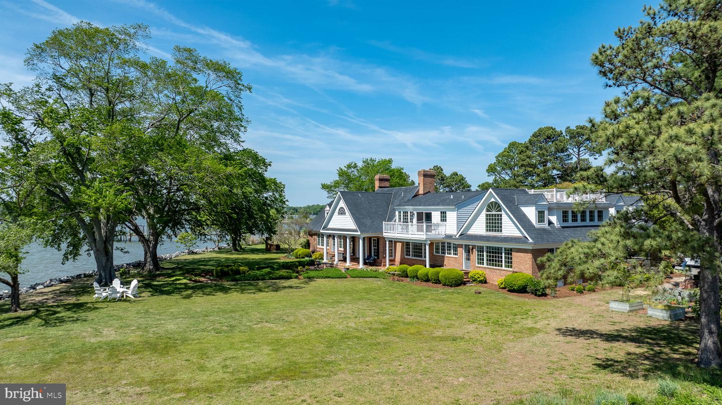 6454 CARMINES ISLAND LN, HAYES, Virginia 23072, 5 Bedrooms Bedrooms, ,4 BathroomsBathrooms,Residential,For sale,6454 CARMINES ISLAND LN,VAGV2000130 MLS # VAGV2000130