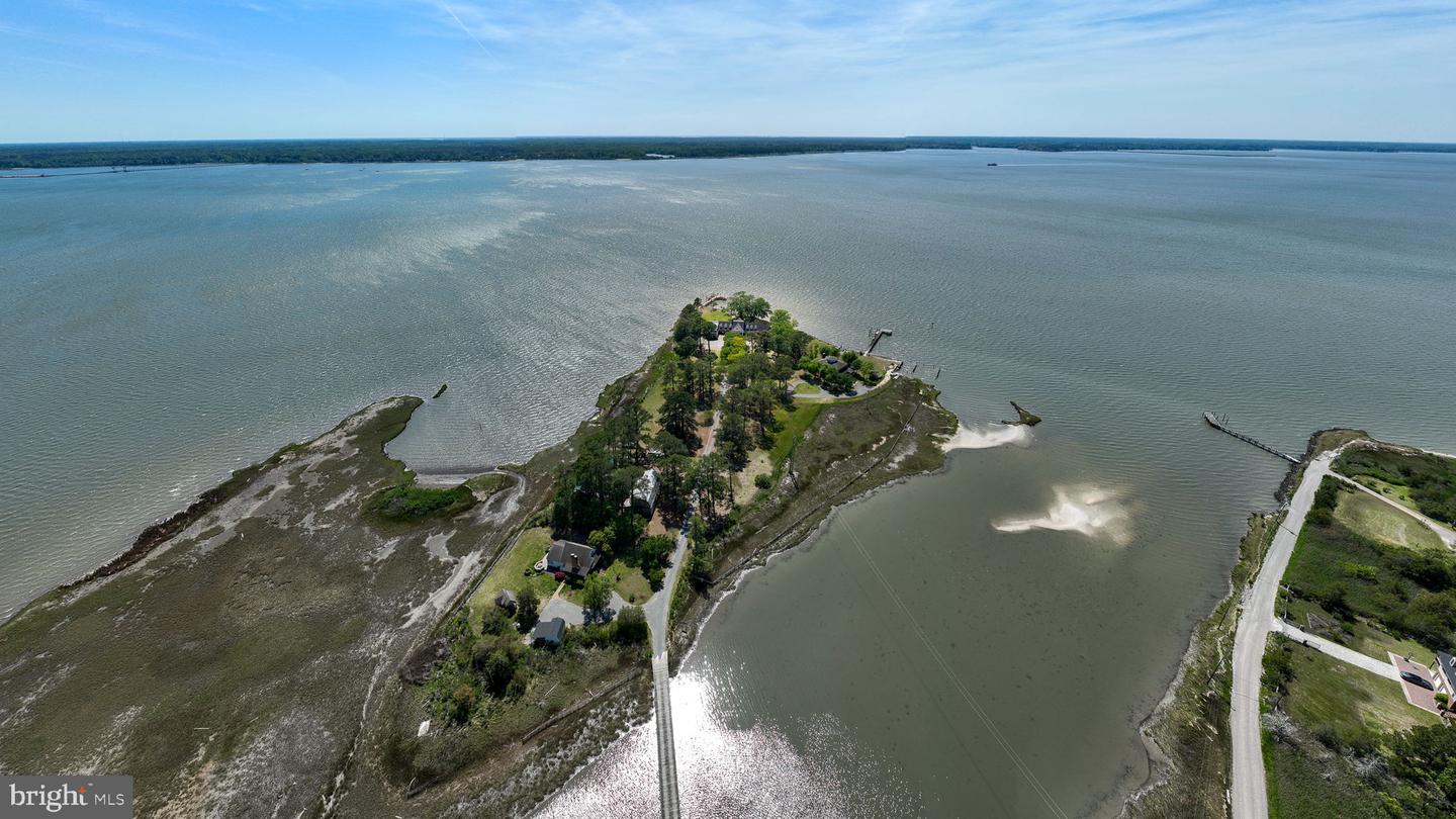 6454 CARMINES ISLAND LN, HAYES, Virginia 23072, 5 Bedrooms Bedrooms, ,4 BathroomsBathrooms,Residential,For sale,6454 CARMINES ISLAND LN,VAGV2000130 MLS # VAGV2000130