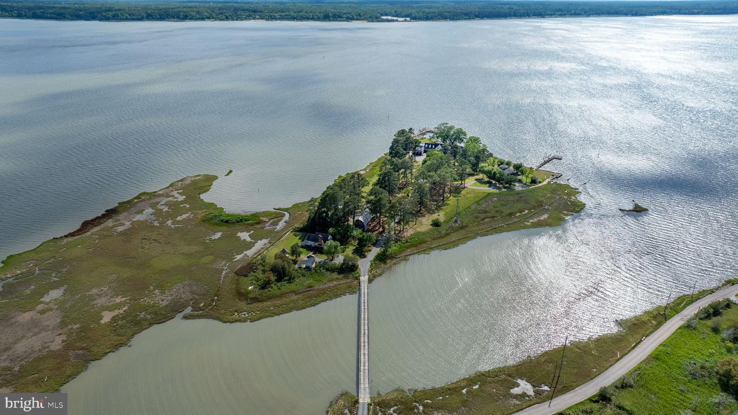 6454 CARMINES ISLAND LN, HAYES, Virginia 23072, 5 Bedrooms Bedrooms, ,4 BathroomsBathrooms,Residential,For sale,6454 CARMINES ISLAND LN,VAGV2000130 MLS # VAGV2000130