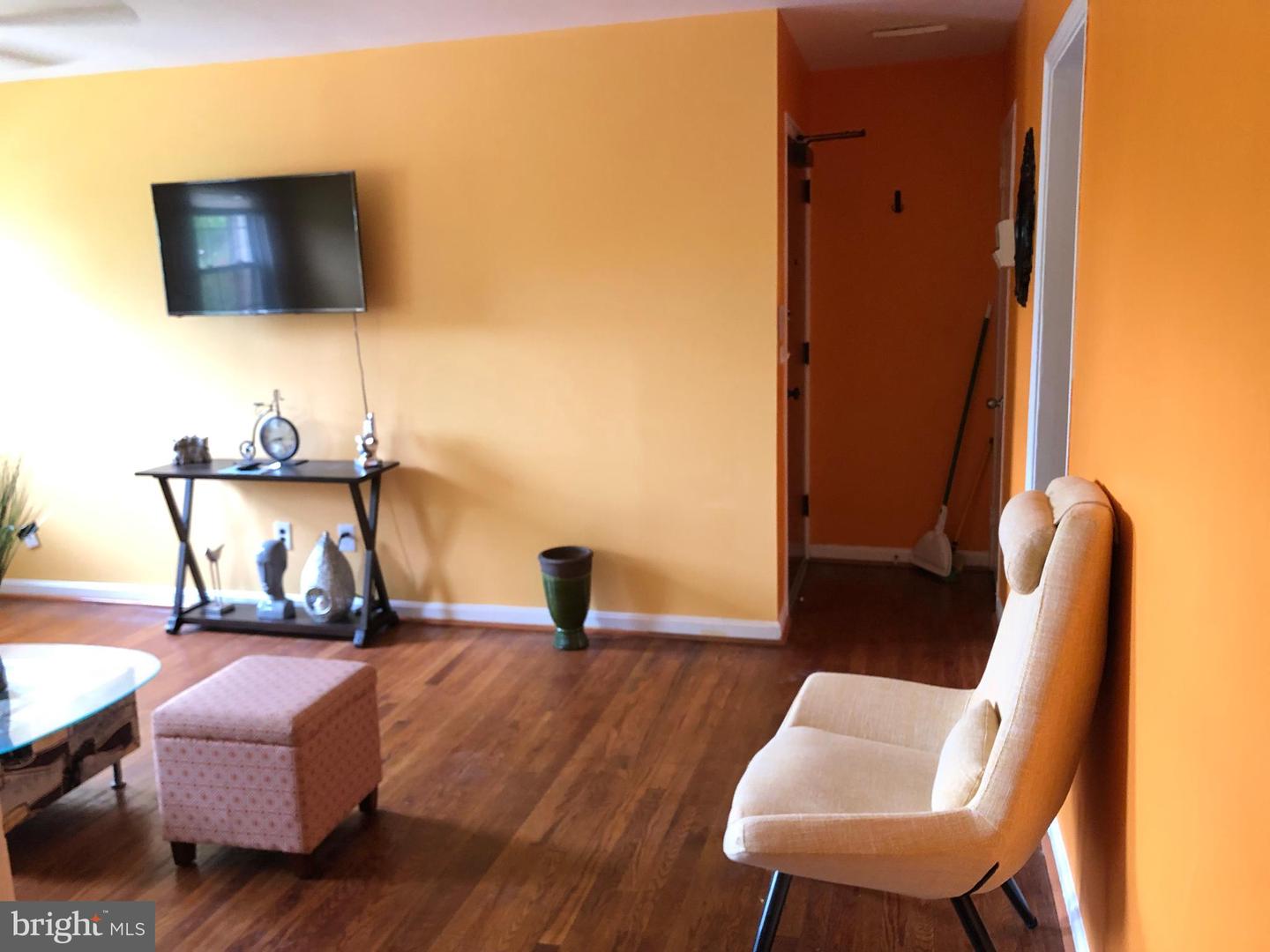 2129 SUITLAND TER SE #202, WASHINGTON, District Of Columbia 20020, 2 Bedrooms Bedrooms, ,1 BathroomBathrooms,Residential,For sale,2129 SUITLAND TER SE #202,DCDC2199932 MLS # DCDC2199932