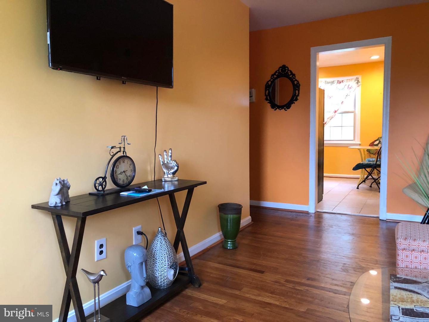 2129 SUITLAND TER SE #202, WASHINGTON, District Of Columbia 20020, 2 Bedrooms Bedrooms, ,1 BathroomBathrooms,Residential,For sale,2129 SUITLAND TER SE #202,DCDC2199932 MLS # DCDC2199932
