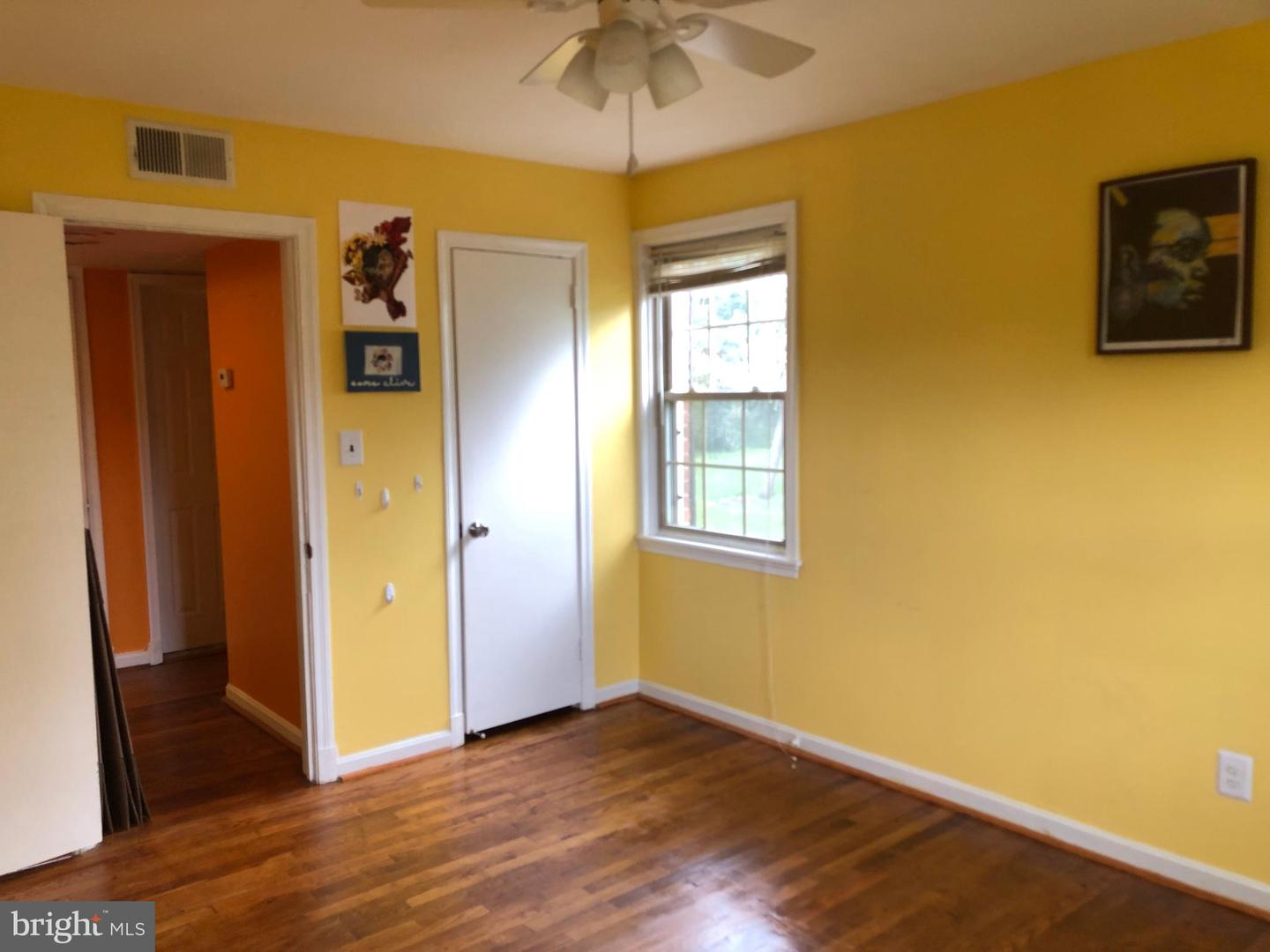 2129 SUITLAND TER SE #202, WASHINGTON, District Of Columbia 20020, 2 Bedrooms Bedrooms, ,1 BathroomBathrooms,Residential,For sale,2129 SUITLAND TER SE #202,DCDC2199932 MLS # DCDC2199932
